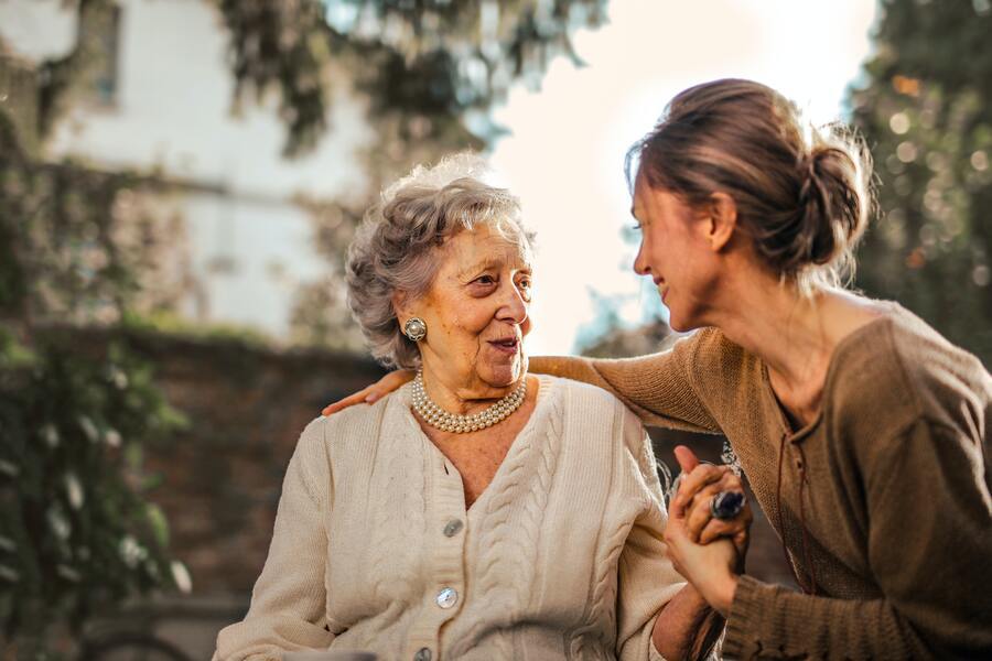 How Monitoring Elderly Loved Ones with GPS Trackers Keeps Them Safe | Tracki