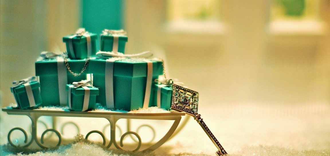 Gifts | Tracki 